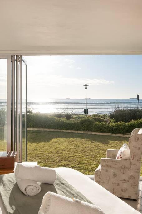Apartment Seaside Serenity With Ocean View