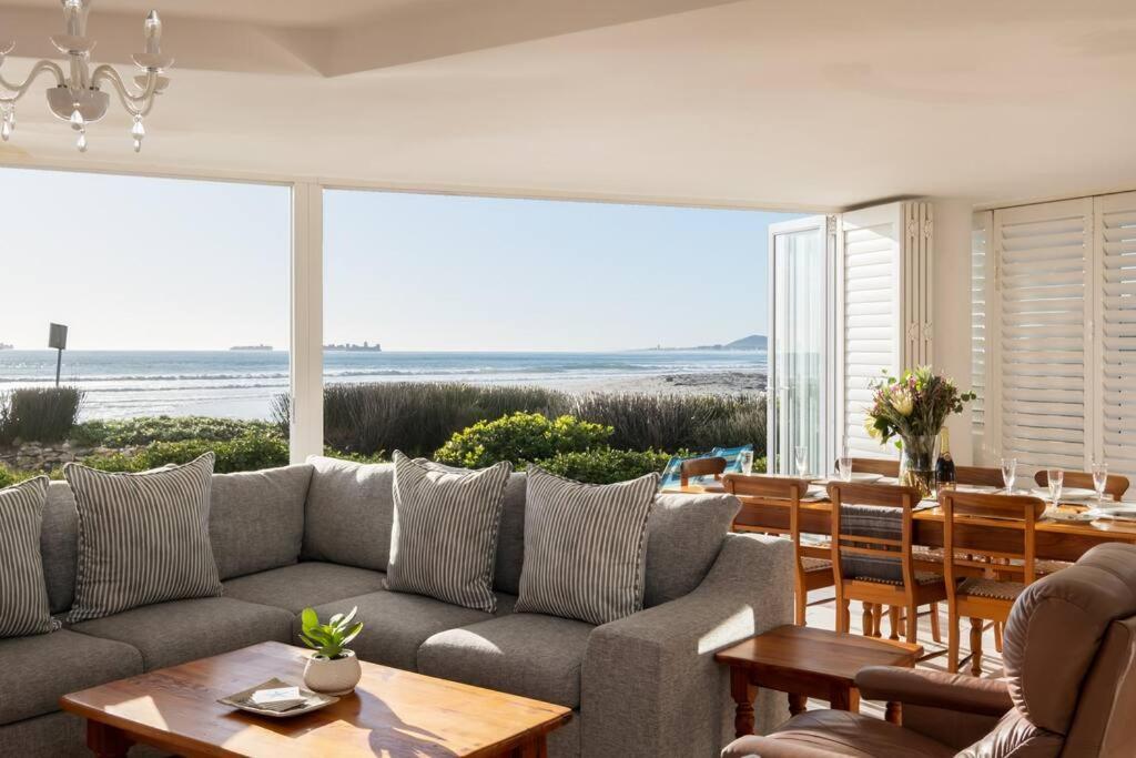 Seaside Serenity With Ocean View Apartment Cape Town
