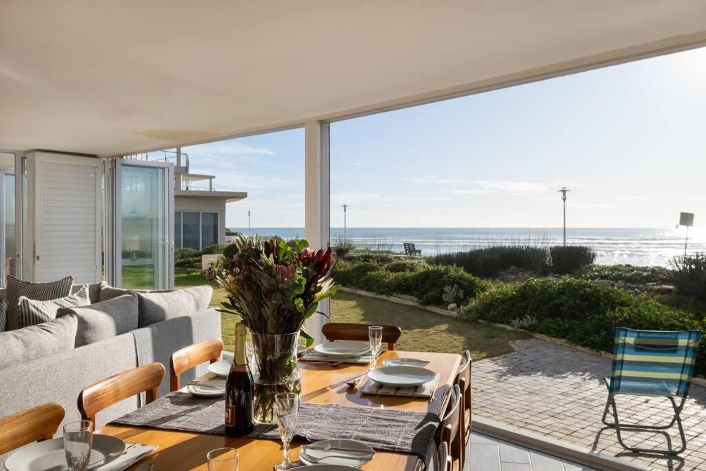 Seaside Serenity With Ocean View Apartment