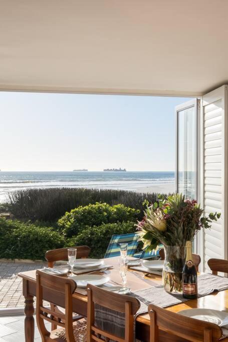 Seaside Serenity With Ocean View Apartment *